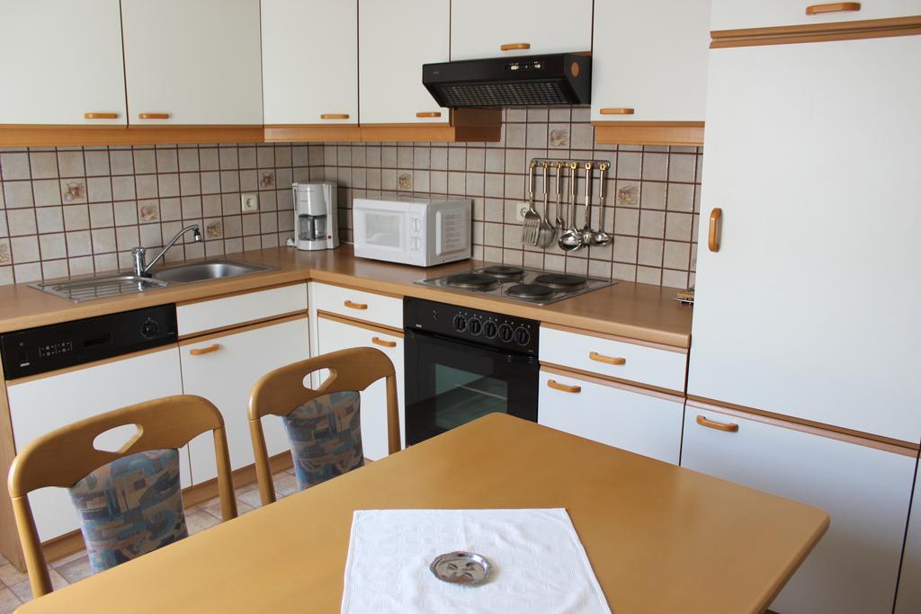 Ferienwohnung Dreimäderlhaus Velden am Wörthersee Exterior foto