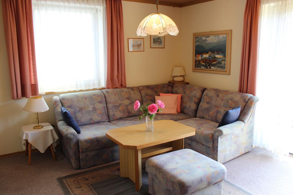 Ferienwohnung Dreimäderlhaus Velden am Wörthersee Exterior foto